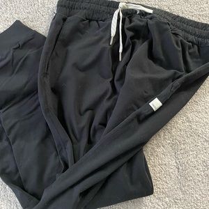 Vuori- Joggers, Medium